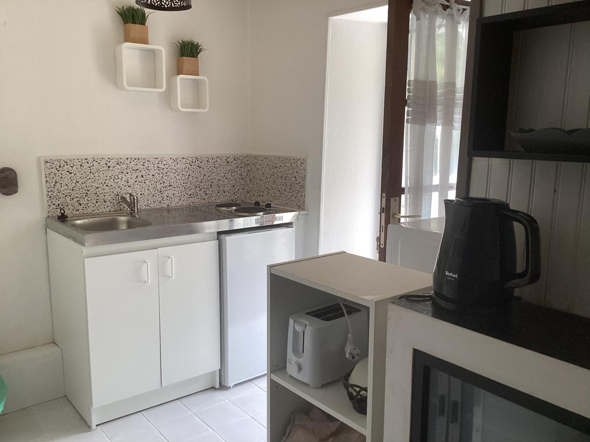 Bed and Breakfast Le Lavoir Шатору Экстерьер фото